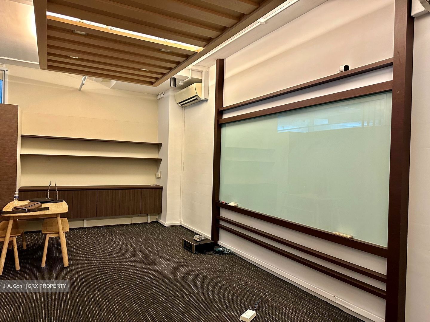 Vertex (D14), Office #391349151